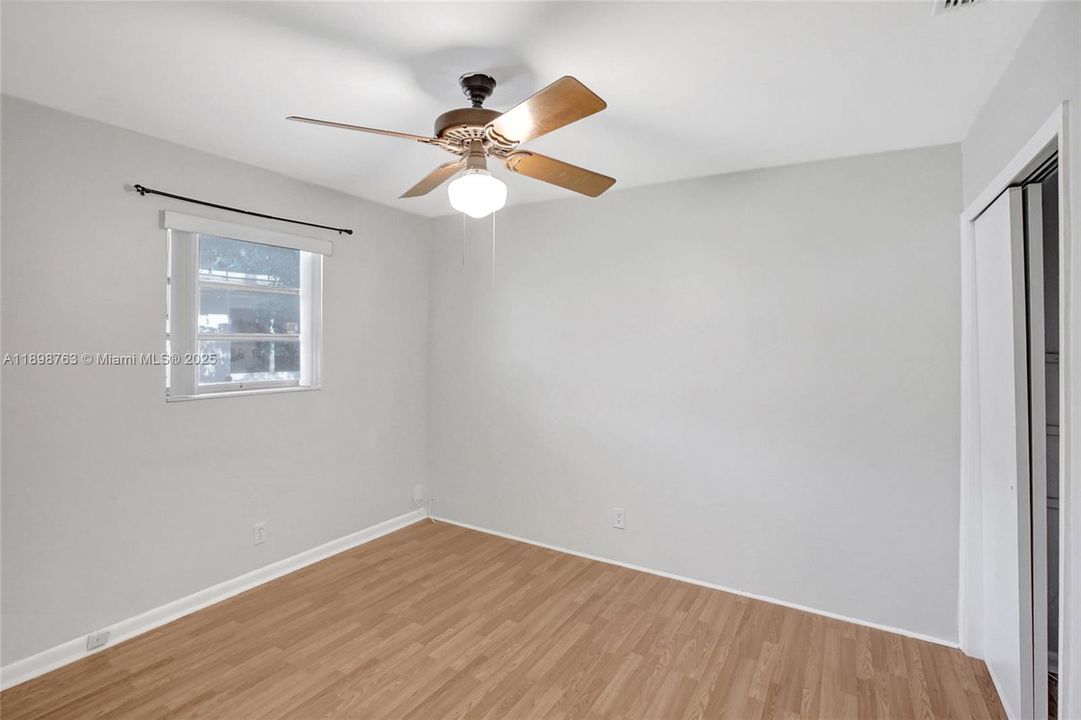 Recently Rented: $3,300 (3 beds, 2 baths, 1966 Square Feet)