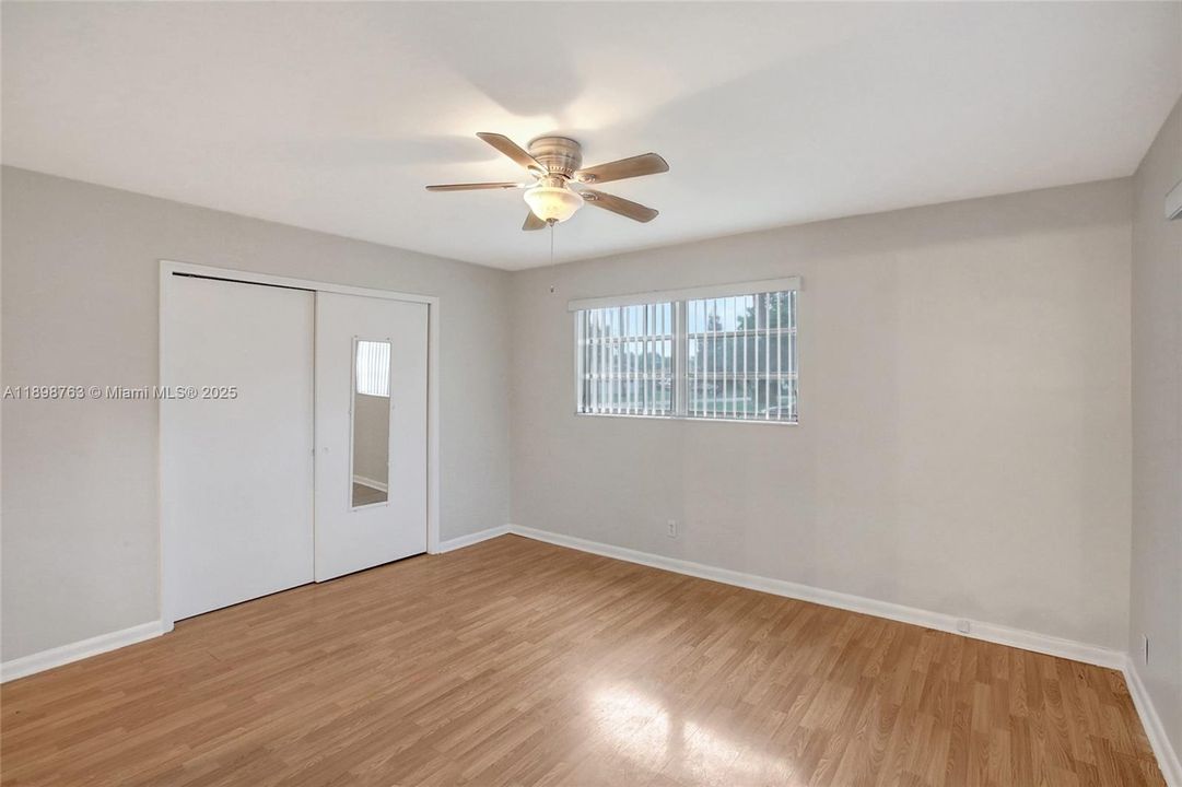 Recently Rented: $3,300 (3 beds, 2 baths, 1966 Square Feet)