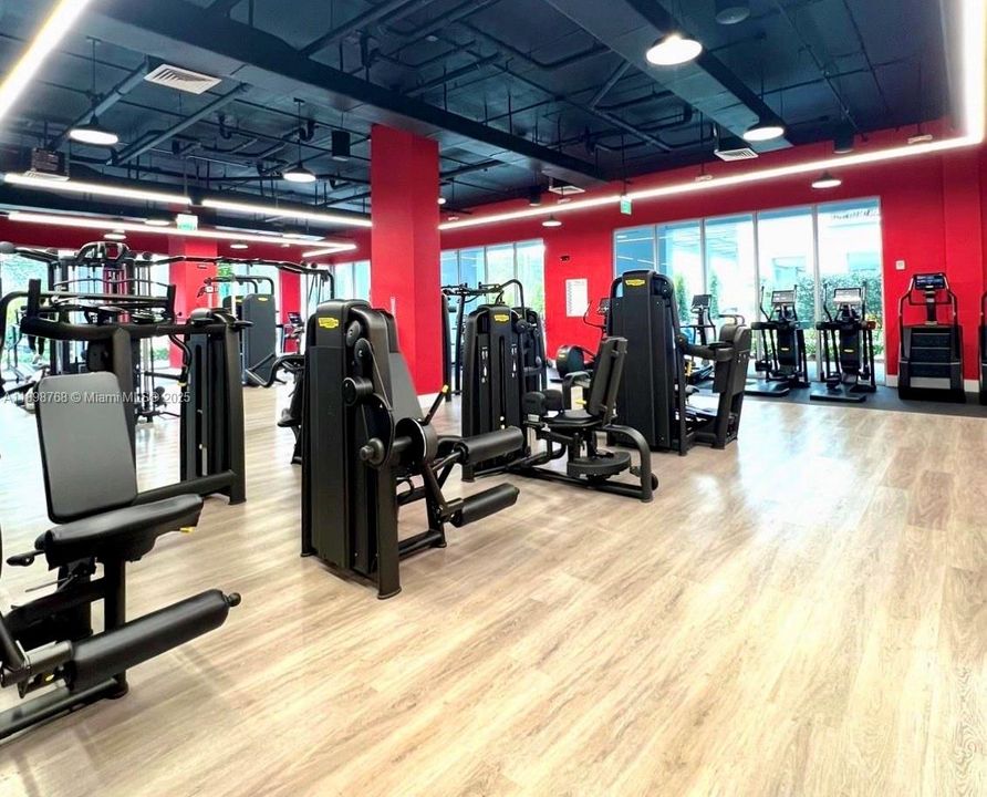 Под контрактом: $3,150 (2 спален, 2 ванн, 1244 Квадратных фут)