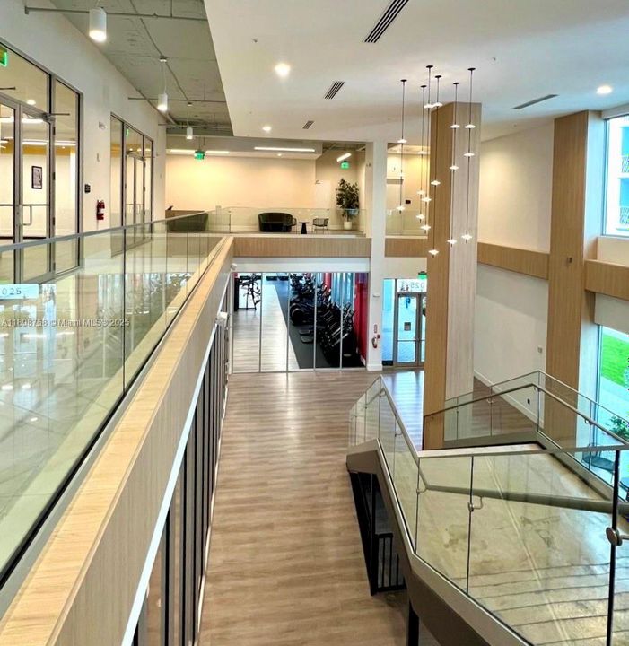 Под контрактом: $3,150 (2 спален, 2 ванн, 1244 Квадратных фут)