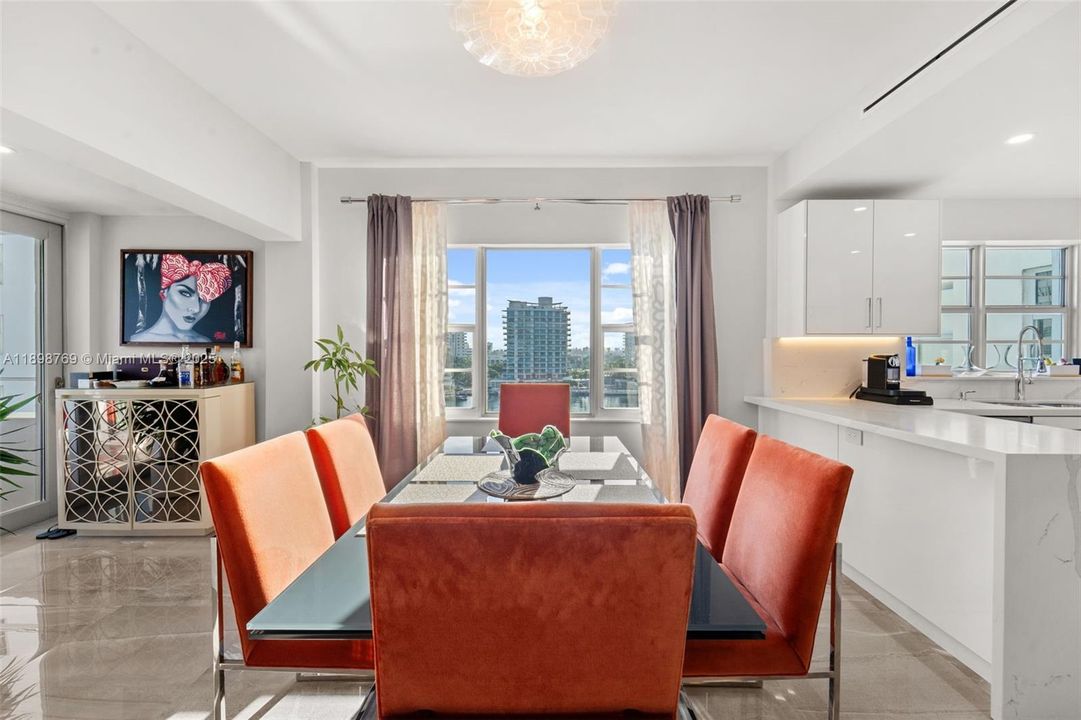 出租: $16,500 (2 贝兹, 2 浴室, 1570 平方英尺)