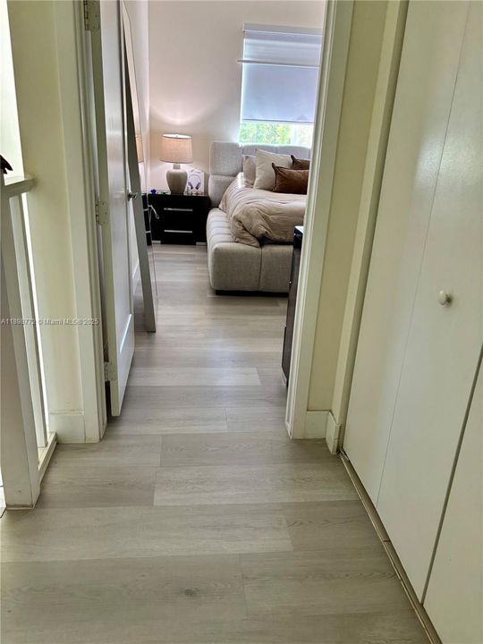 Recently Rented: $3,950 (3 beds, 2 baths, 1692 Square Feet)