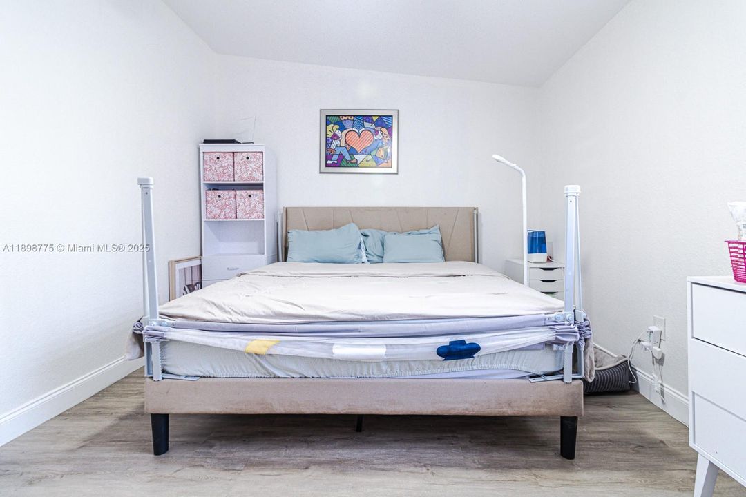 En Venta: $420,000 (3 camas, 2 baños, 1270 Pies cuadrados)