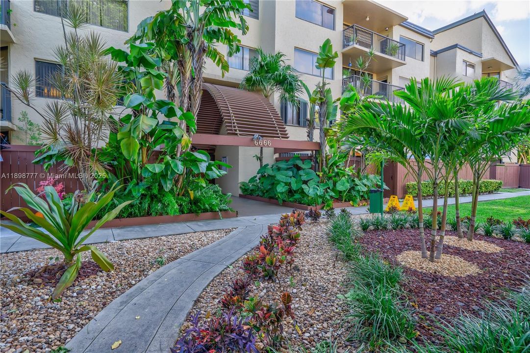 最近售出: $379,500 (3 贝兹, 2 浴室, 1550 平方英尺)