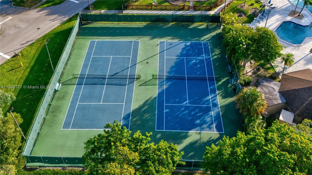 最近售出: $379,500 (3 贝兹, 2 浴室, 1550 平方英尺)