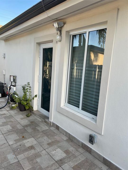 出租: $1,750 (1 贝兹, 1 浴室, 600 平方英尺)