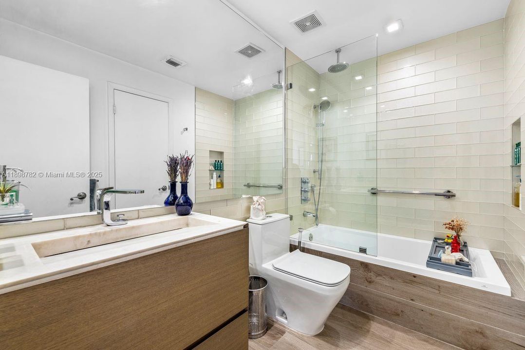 Guest bathroom Astounding update