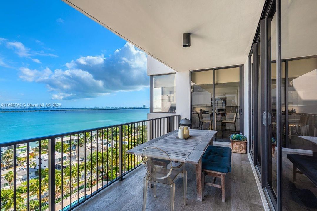 NE View kitchen & Miami Beach