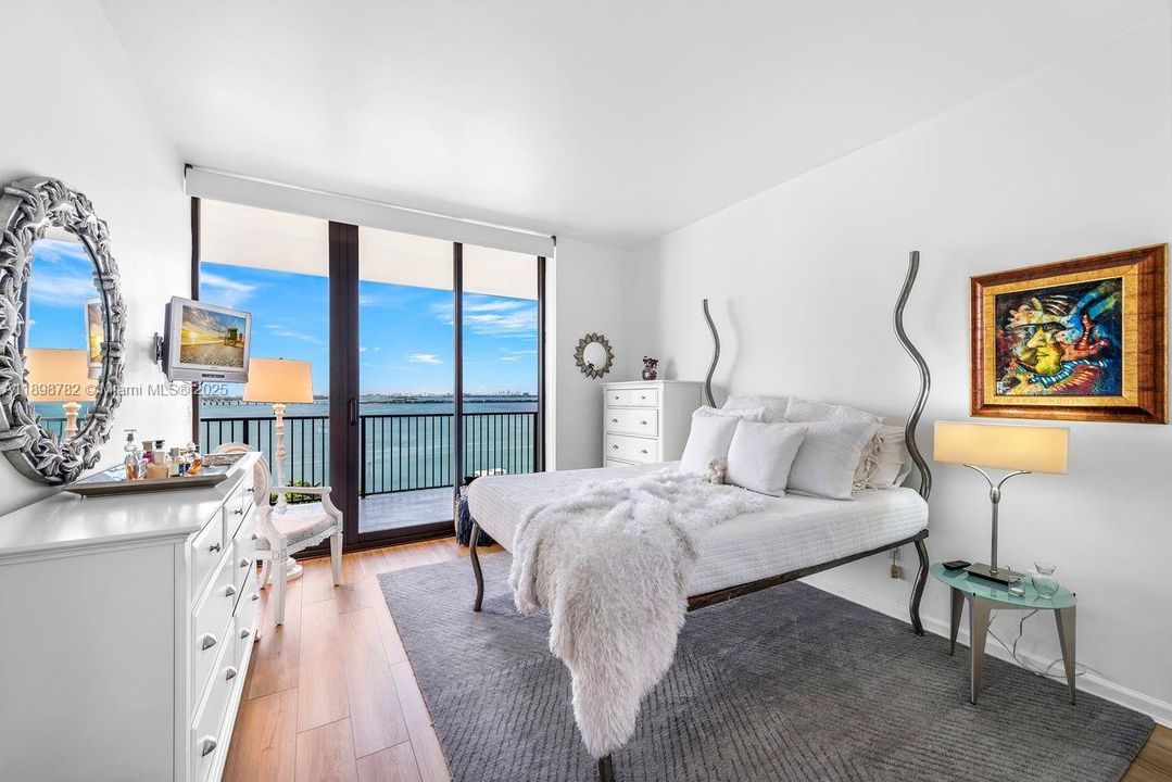 Bedroom #2 facing South, every room lead to the balcony with amazing views