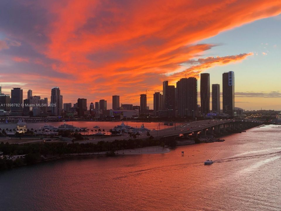 Недавно арендовано: $12,500 (3 спален, 2 ванн, 2010 Квадратных фут)