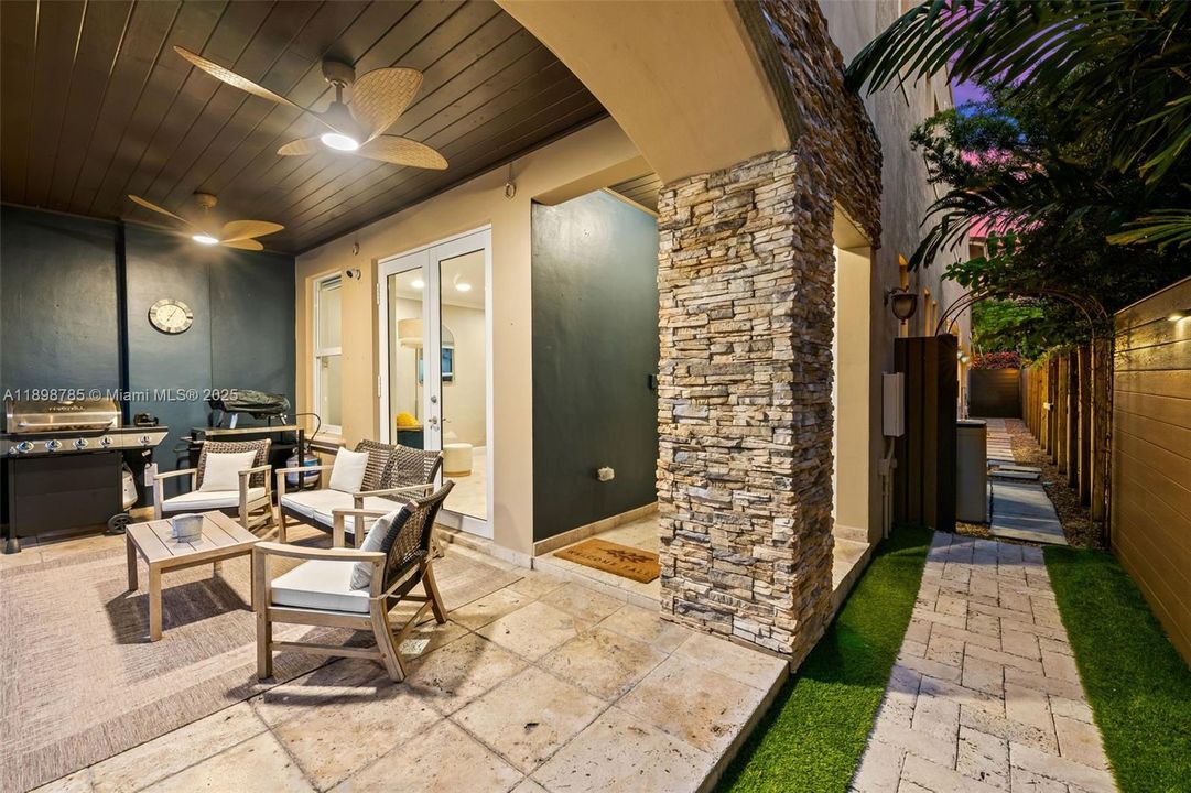 待售: $1,424,000 (3 贝兹, 3 浴室, 3436 平方英尺)