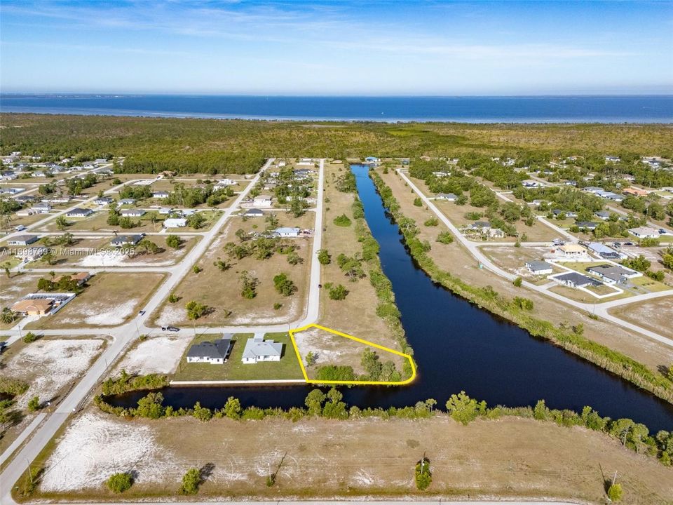 待售: $69,970 (0.43 acres)