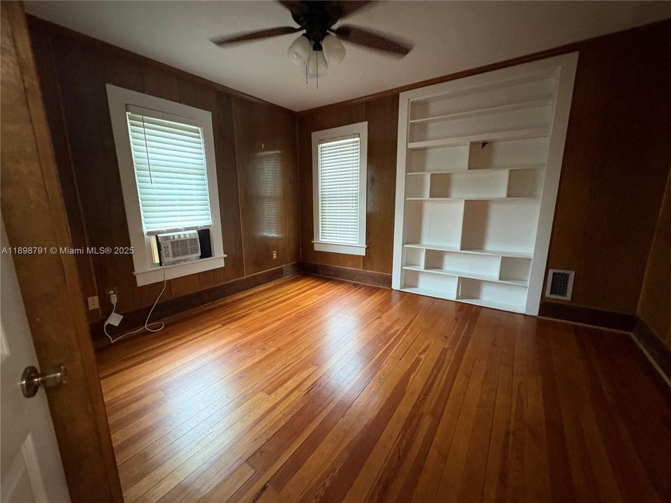 For Rent: $2,200 (3 beds, 2 baths, 0 Square Feet)