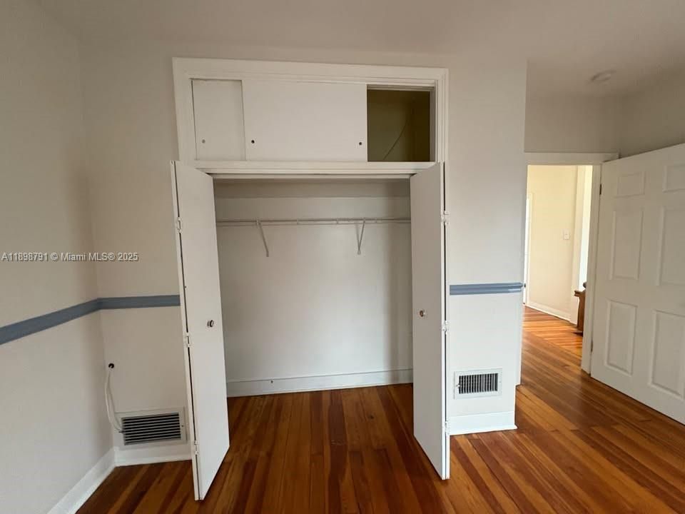 For Rent: $2,200 (3 beds, 2 baths, 0 Square Feet)