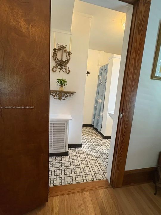 For Rent: $2,200 (3 beds, 2 baths, 0 Square Feet)