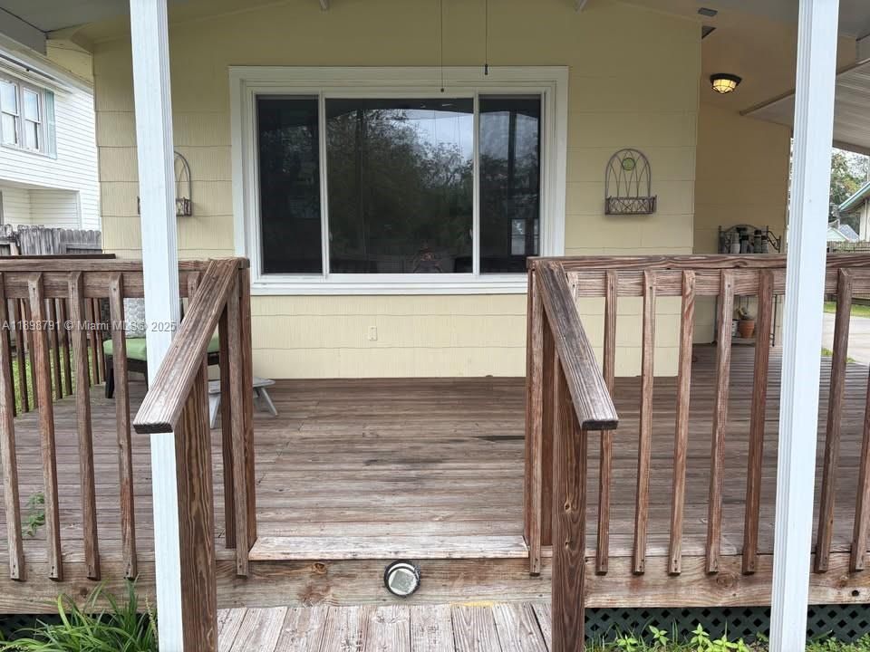 For Rent: $2,200 (3 beds, 2 baths, 0 Square Feet)