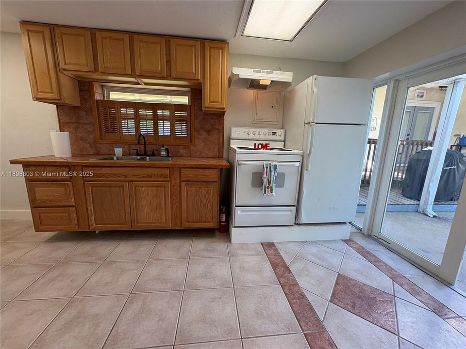 For Rent: $1,025 (1 beds, 1 baths, 0 Square Feet)