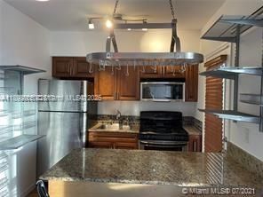 Active With Contract: $175,000 (1 beds, 1 baths, 609 Square Feet)