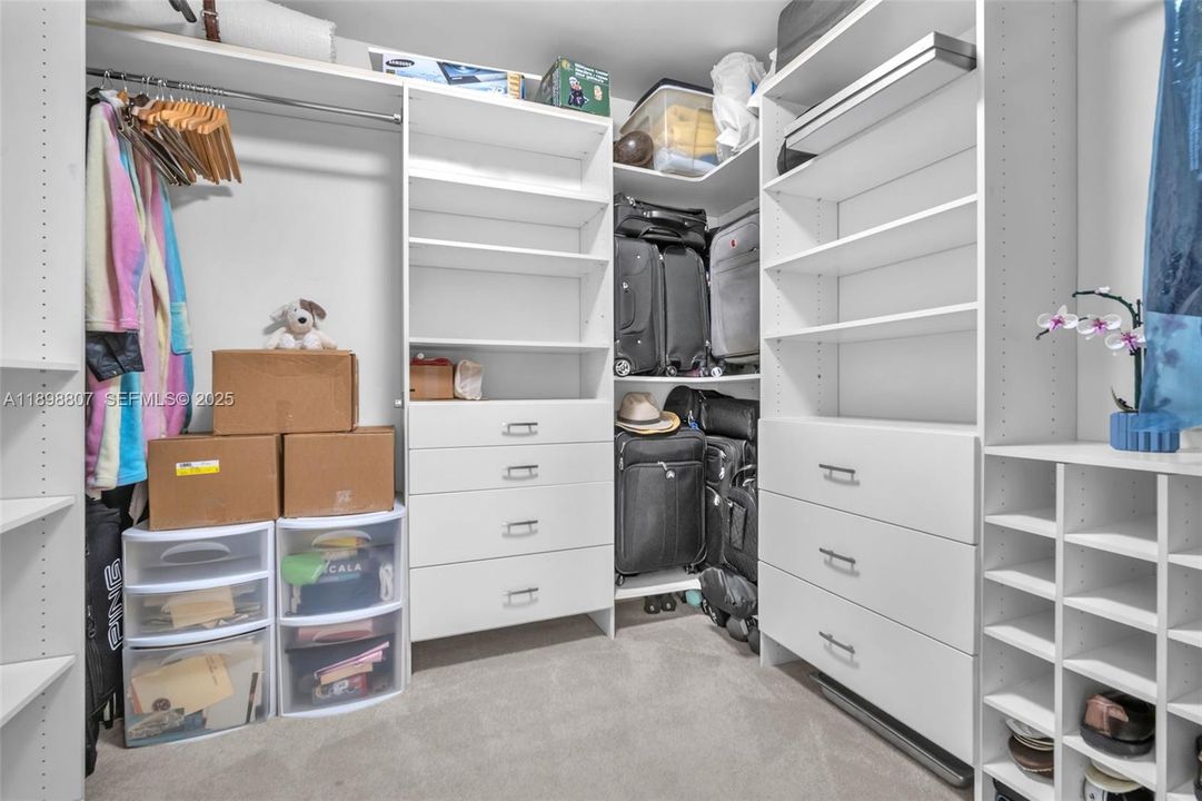 待售: $1,699,000 (3 贝兹, 3 浴室, 2599 平方英尺)