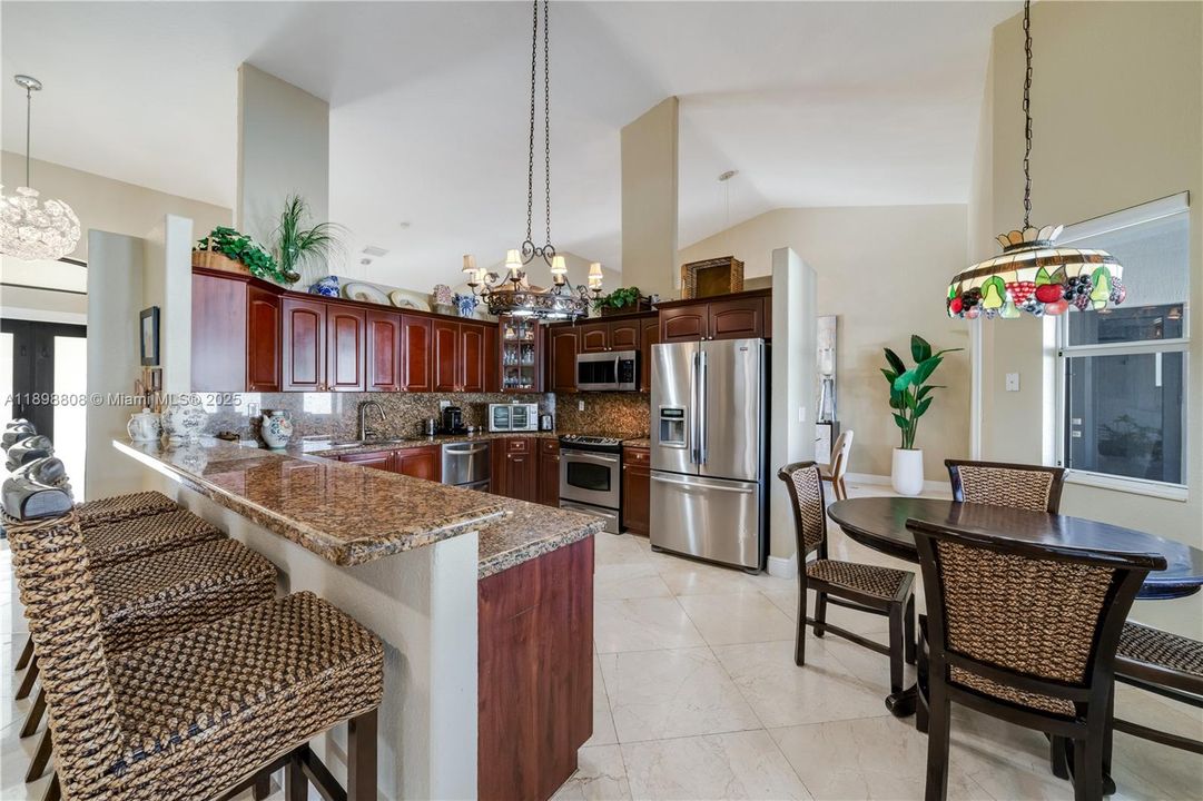 待售: $1,095,000 (4 贝兹, 3 浴室, 2536 平方英尺)