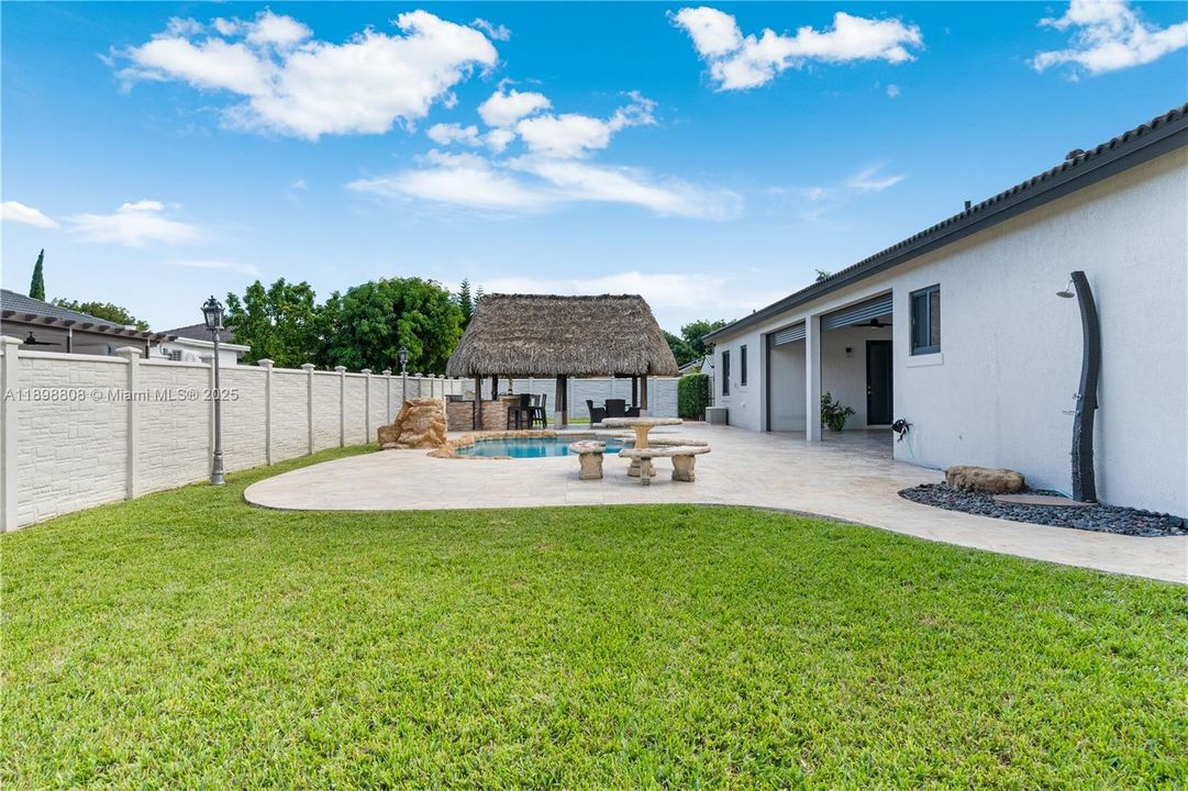 待售: $1,095,000 (4 贝兹, 3 浴室, 2536 平方英尺)