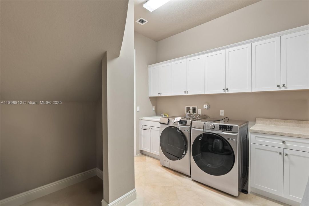 На продажу: $2,540,000 (5 спален, 5 ванн, 5287 Квадратных фут)