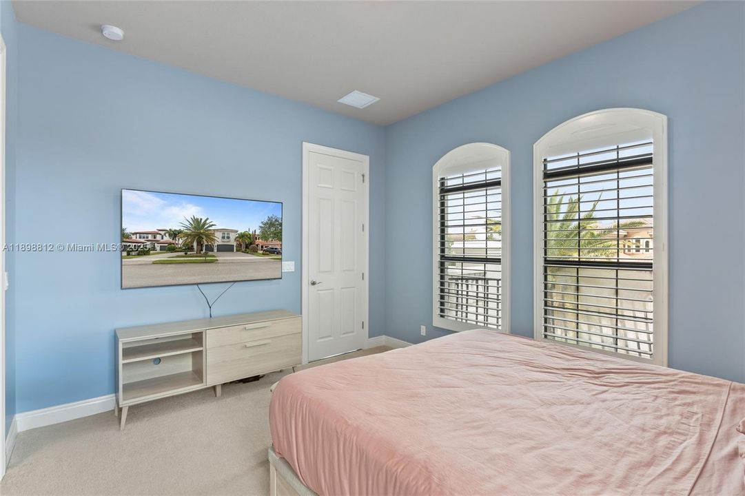 На продажу: $2,540,000 (5 спален, 5 ванн, 5287 Квадратных фут)