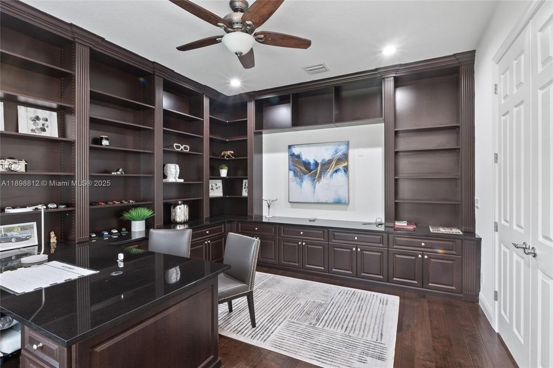 На продажу: $2,540,000 (5 спален, 5 ванн, 5287 Квадратных фут)