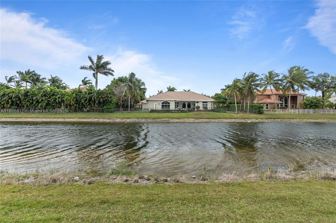 На продажу: $2,540,000 (5 спален, 5 ванн, 5287 Квадратных фут)