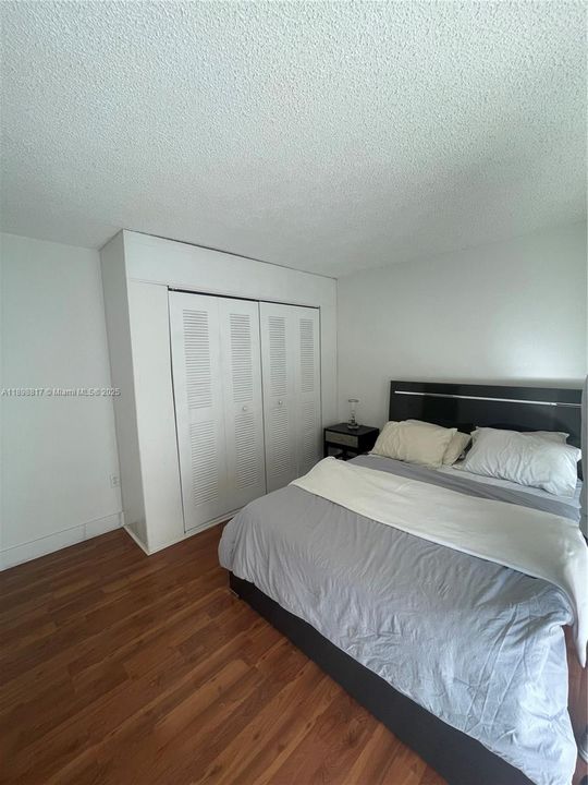 For Rent: $1,700 (1 beds, 1 baths, 628 Square Feet)