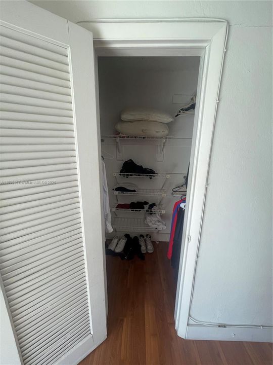 For Rent: $1,700 (1 beds, 1 baths, 628 Square Feet)