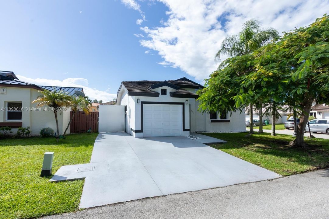 待售: $565,000 (3 贝兹, 2 浴室, 1439 平方英尺)