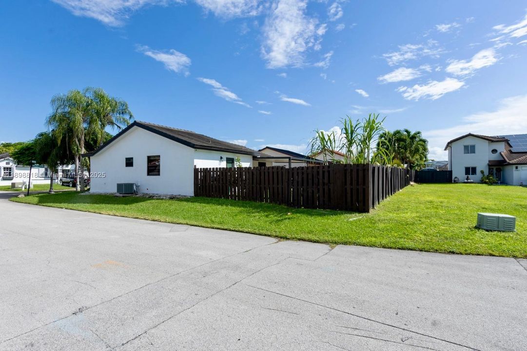 待售: $565,000 (3 贝兹, 2 浴室, 1439 平方英尺)