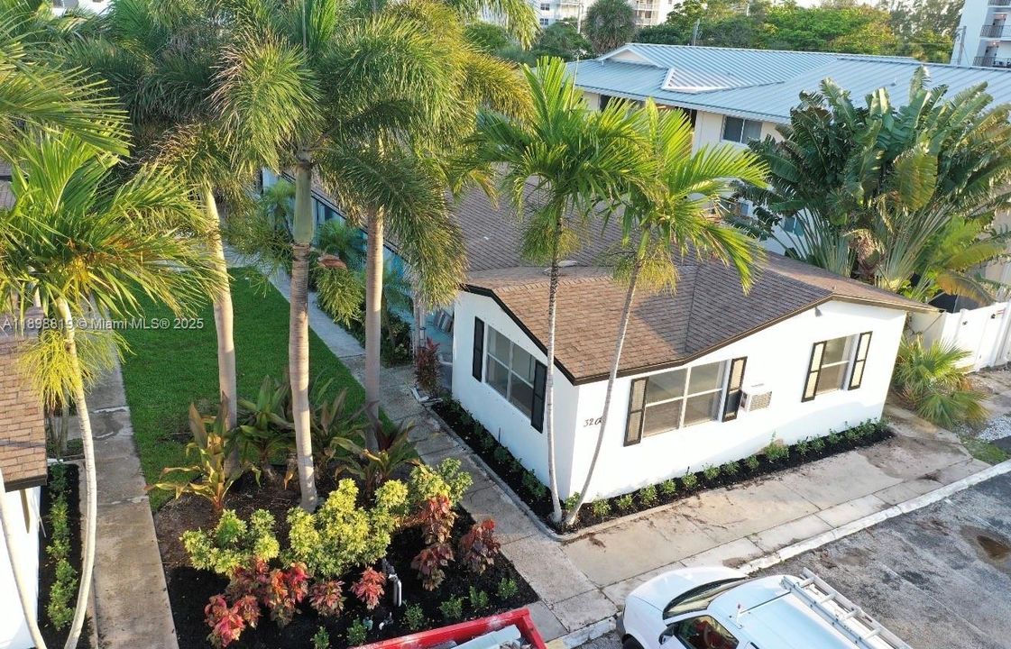 For Rent: $2,250 (1 beds, 1 baths, 540 Square Feet)