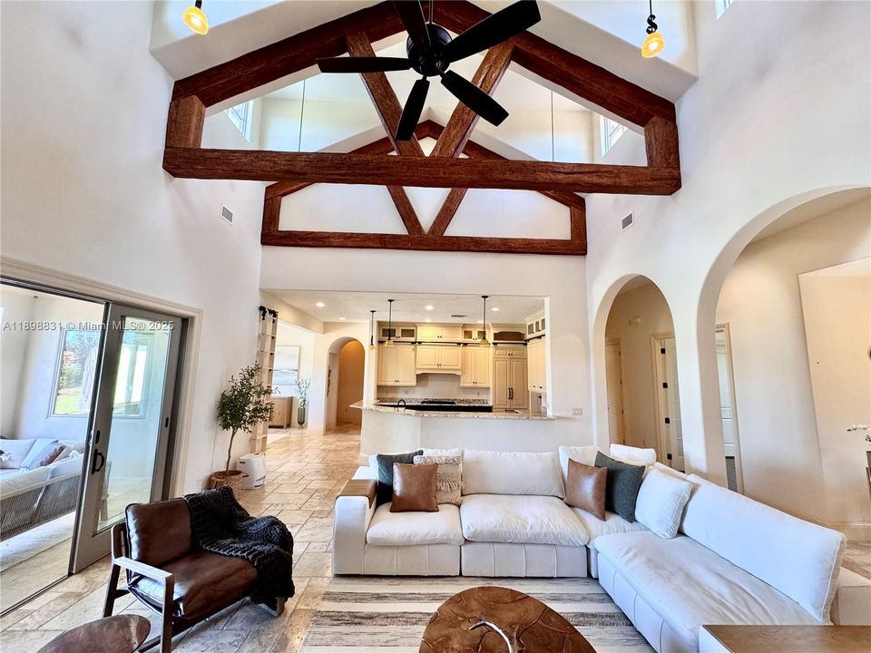 En Venta: $1,800,000 (4 camas, 4 baños, 3801 Pies cuadrados)