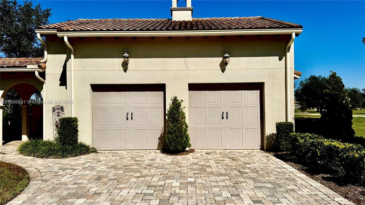 En Venta: $1,800,000 (4 camas, 4 baños, 3801 Pies cuadrados)