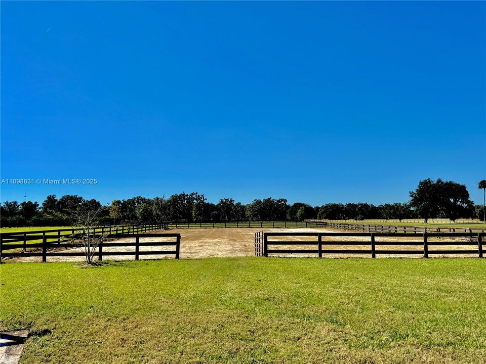 En Venta: $1,800,000 (4 camas, 4 baños, 3801 Pies cuadrados)