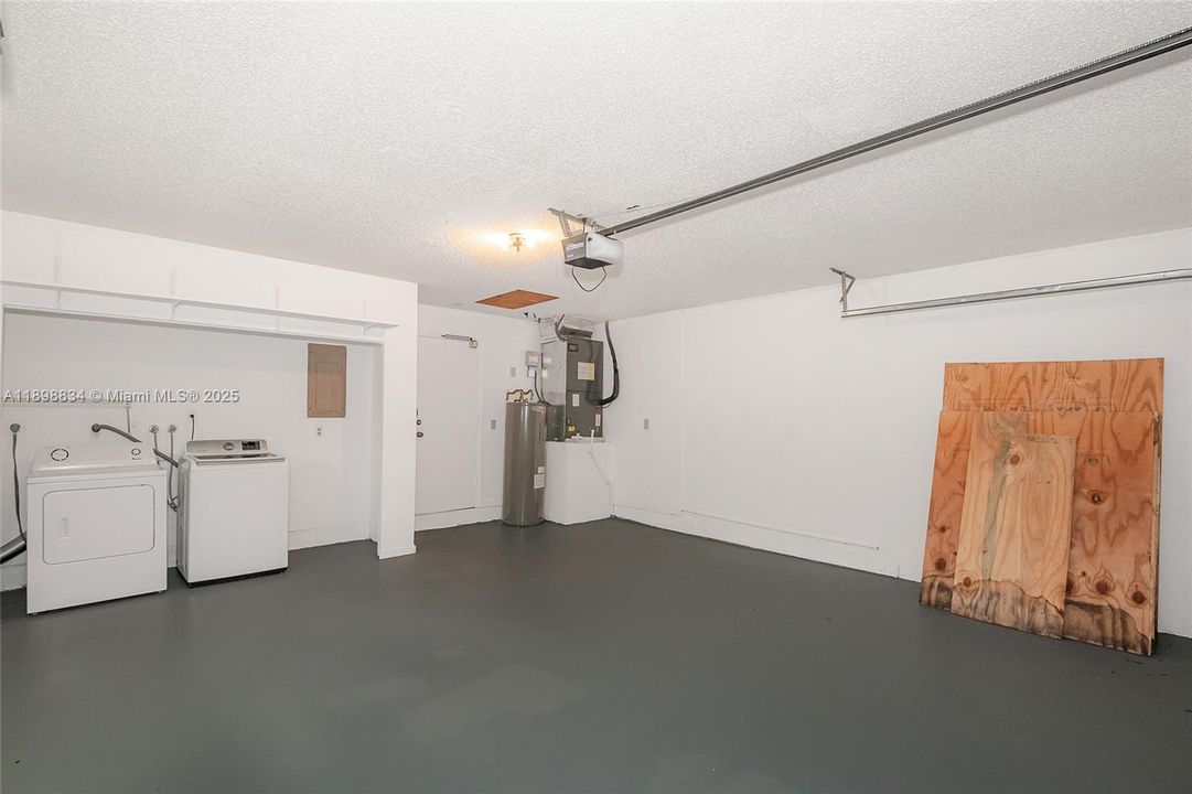 Active With Contract: $624,900 (4 beds, 2 baths, 2359 Square Feet)