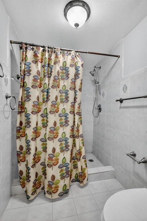 最近售出: $265,000 (2 贝兹, 2 浴室, 1170 平方英尺)