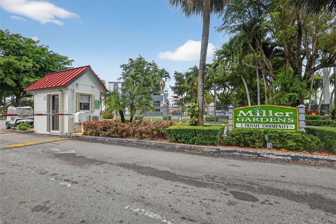 最近售出: $265,000 (2 贝兹, 2 浴室, 1170 平方英尺)