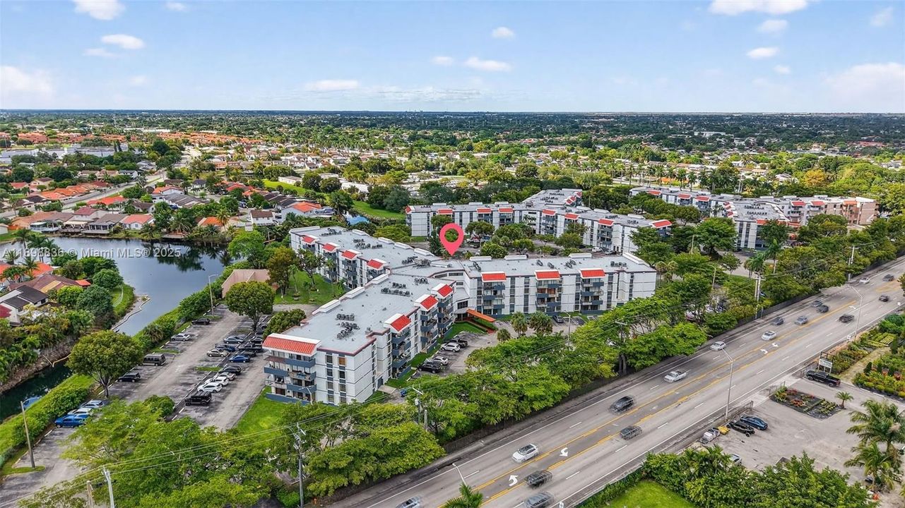 最近售出: $265,000 (2 贝兹, 2 浴室, 1170 平方英尺)