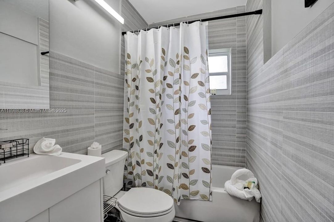 В аренду: $6,995 (4 спален, 3 ванн, 1582 Квадратных фут)