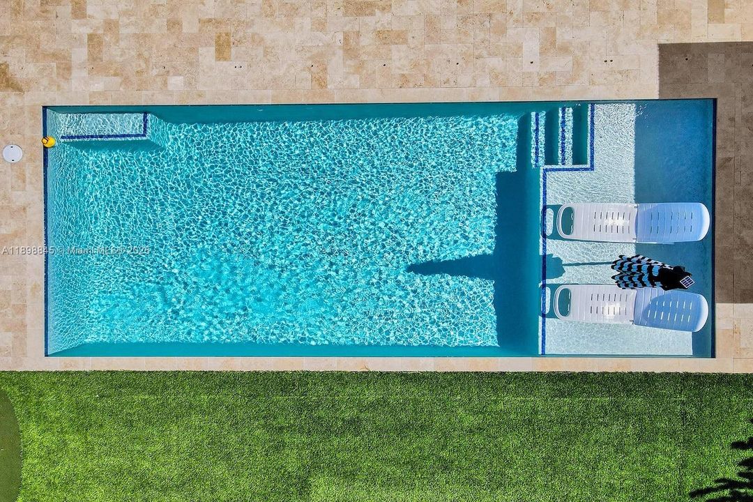 В аренду: $6,995 (4 спален, 3 ванн, 1767 Квадратных фут)