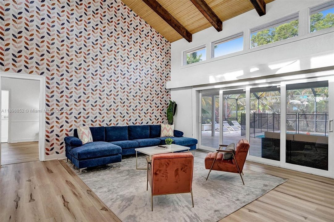 For Sale: $1,825,000 (5 beds, 3 baths, 2778 Square Feet)