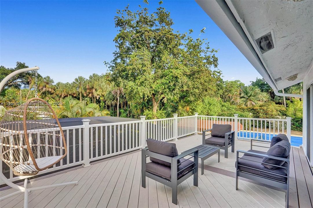 En Renta: $14,995 (5 camas, 3 baños, 2778 Pies cuadrados)