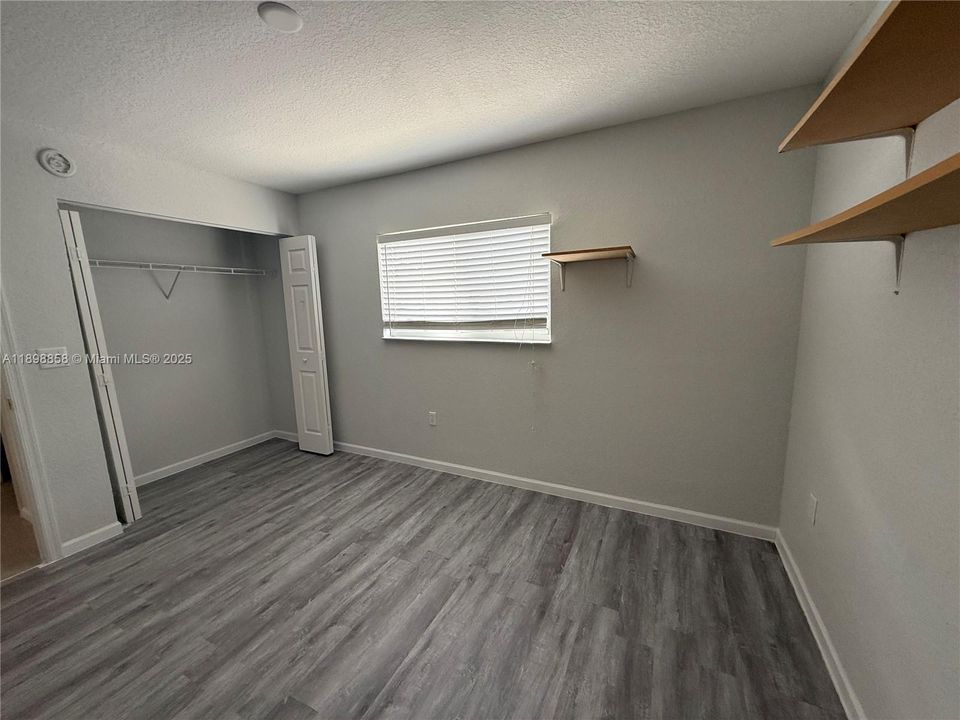 For Rent: $2,200 (3 beds, 2 baths, 1374 Square Feet)