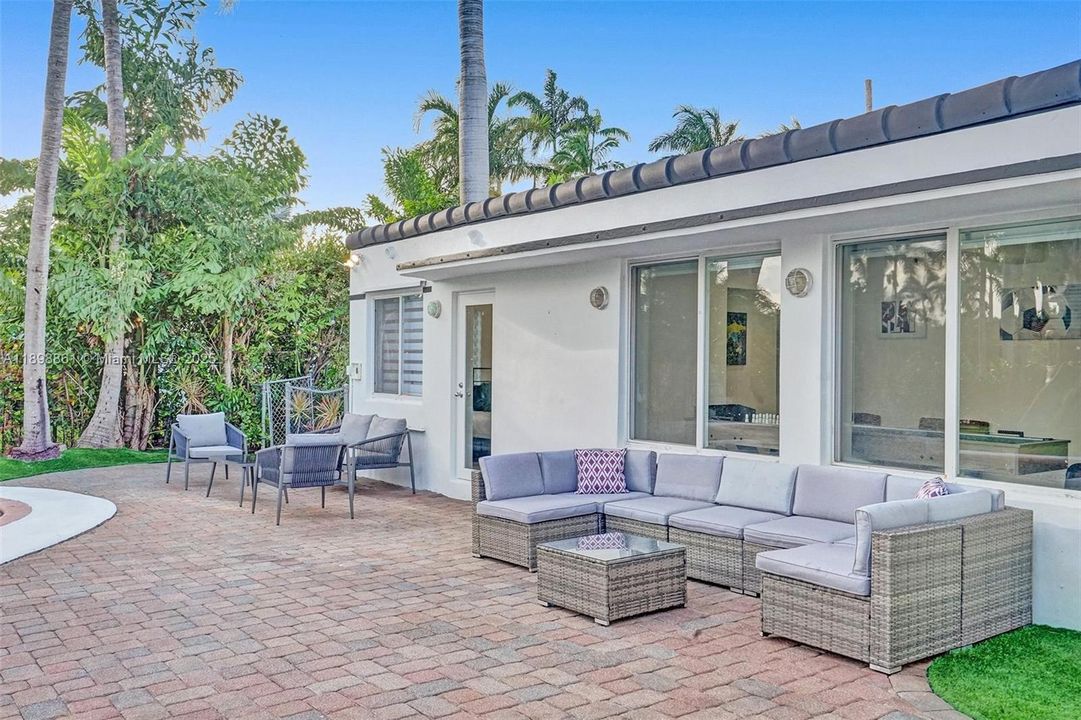 待售: $2,649,000 (7 贝兹, 5 浴室, 0 平方英尺)