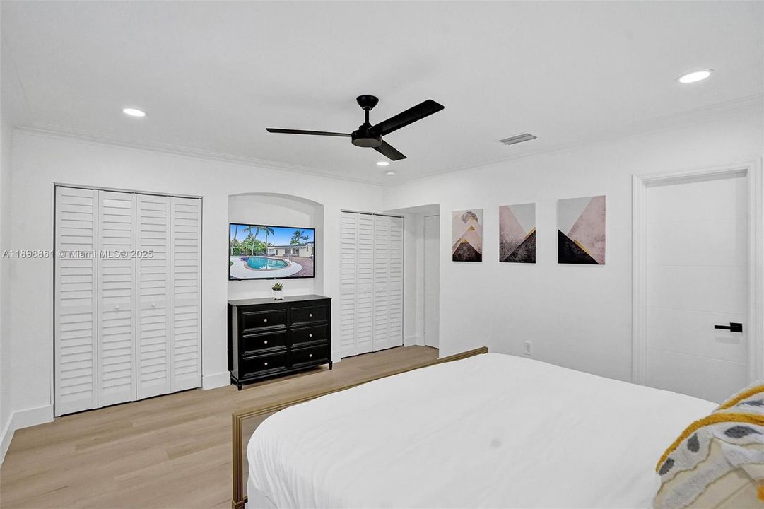 待售: $2,649,000 (7 贝兹, 5 浴室, 0 平方英尺)