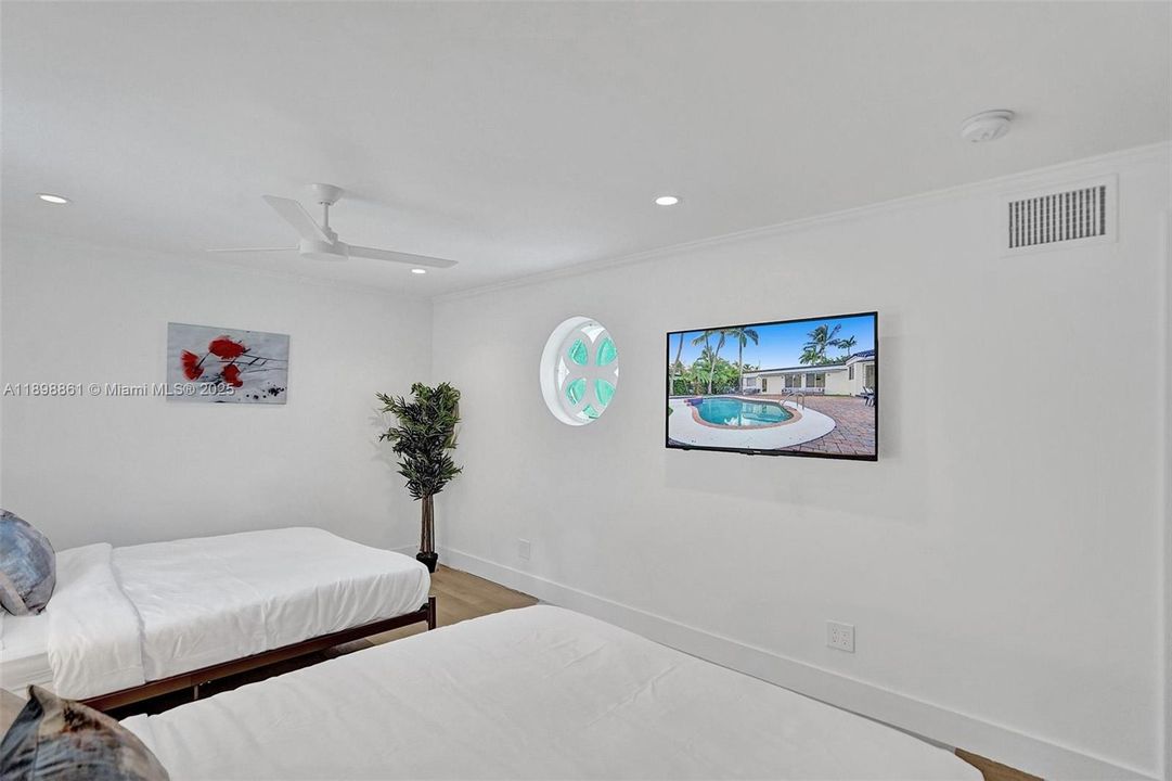 待售: $2,649,000 (7 贝兹, 5 浴室, 0 平方英尺)