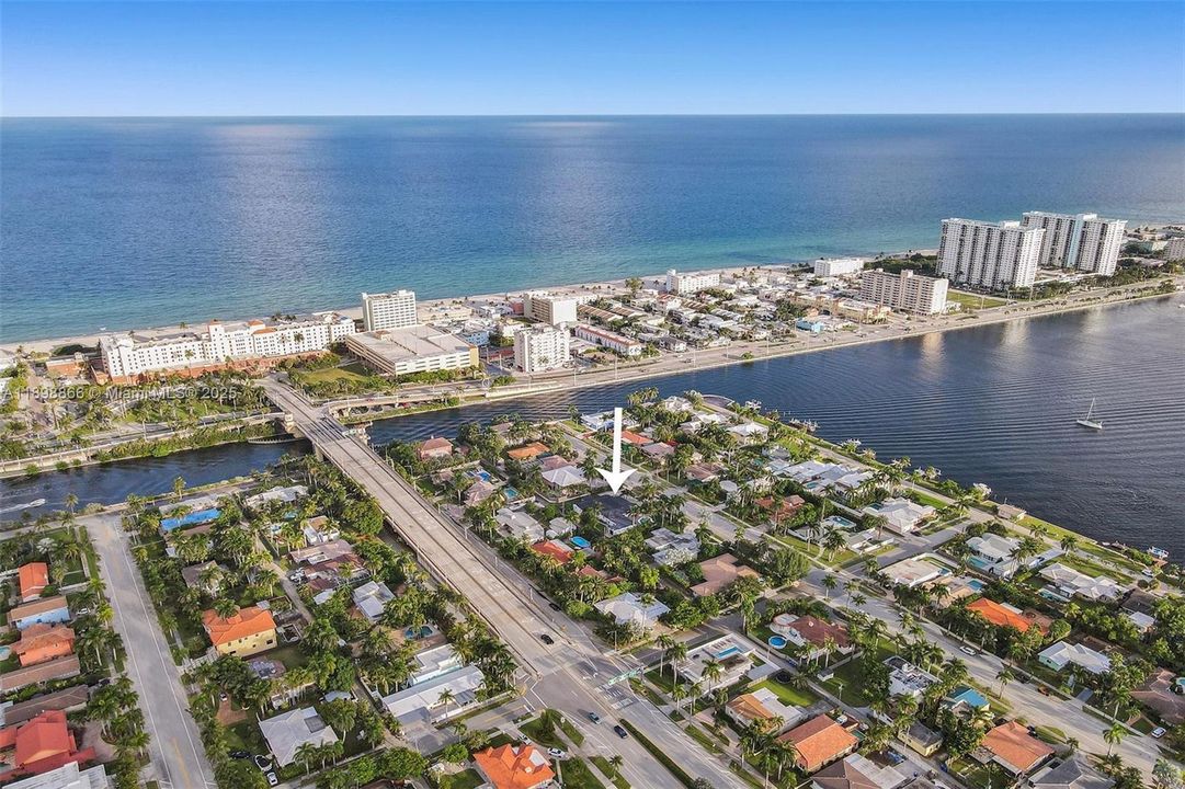 出租: $18,000 (7 贝兹, 5 浴室, 0 平方英尺)